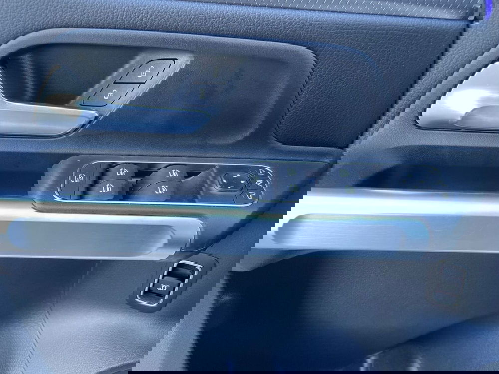 Mercedes-Benz GLB usata a Macerata (17)