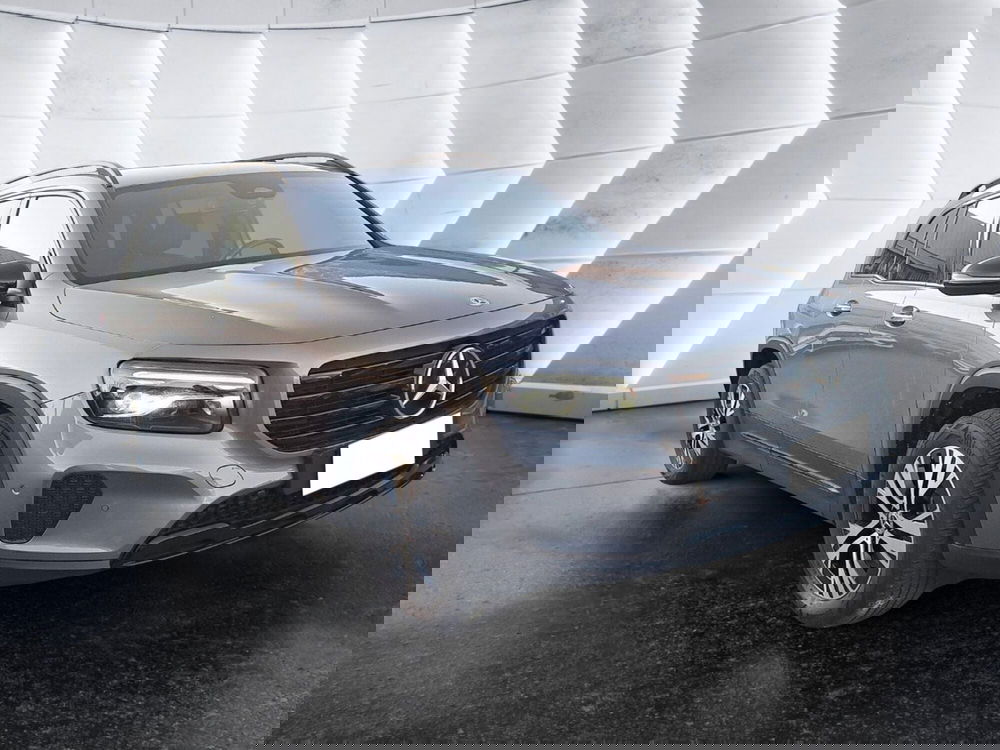 Mercedes-Benz GLB usata a Salerno (3)