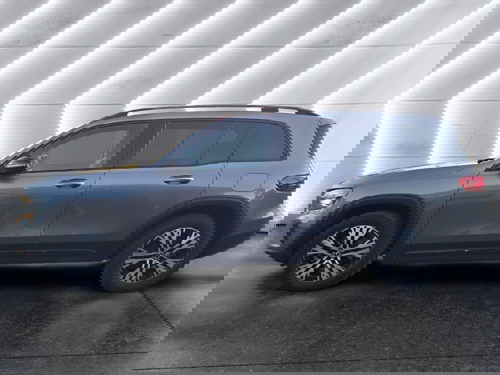 Mercedes-Benz GLB usata a Salerno (8)