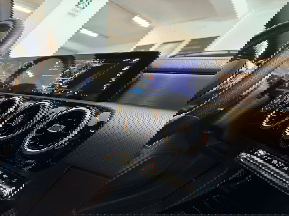 Mercedes-Benz CLA Shooting Brake usata a Messina (12)