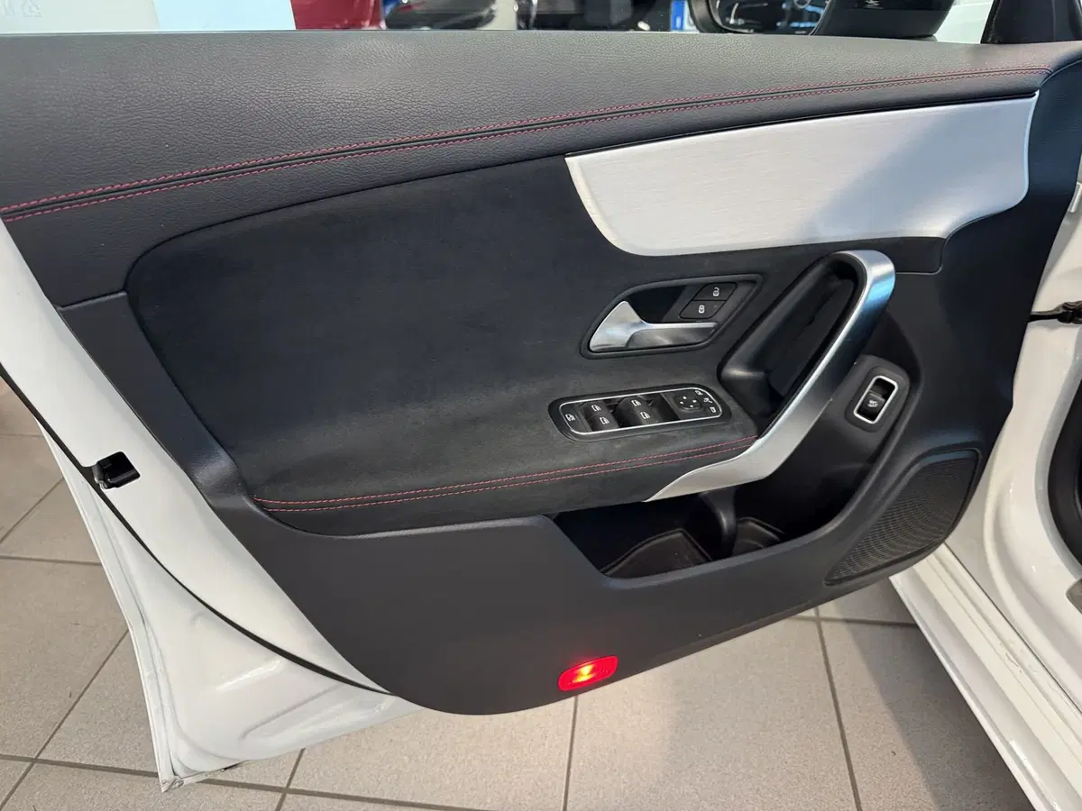 Mercedes-Benz CLA Shooting Brake usata a Messina (6)