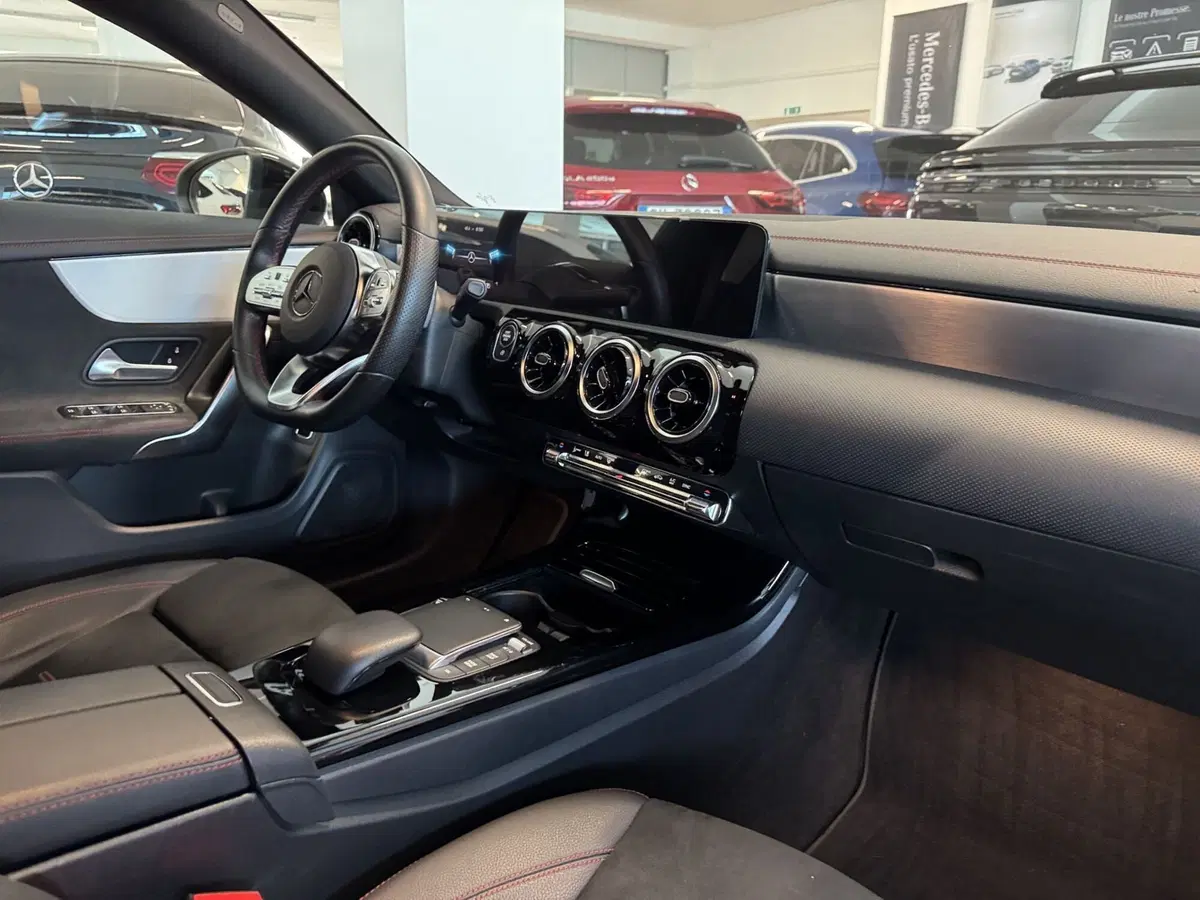 Mercedes-Benz CLA Shooting Brake usata a Messina (9)