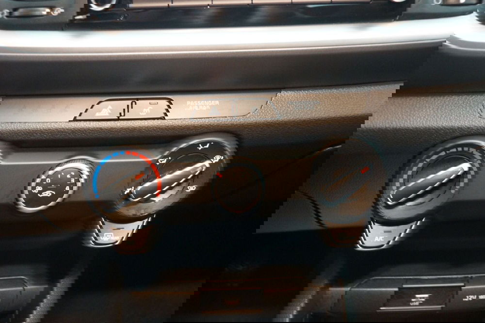 Kia Stonic usata a Torino (17)