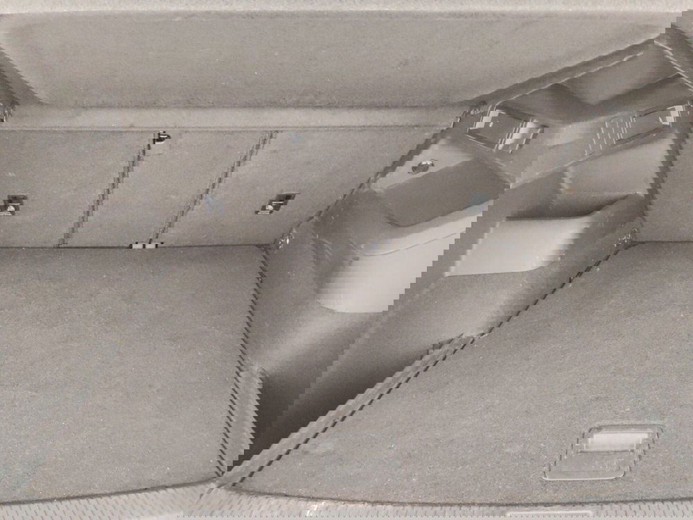 Volkswagen Tiguan usata a Massa-Carrara (17)