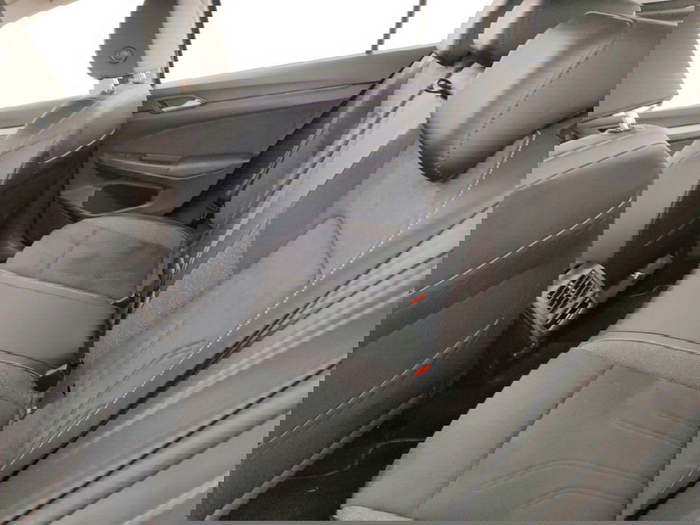 Volkswagen Golf usata a Massa-Carrara (10)