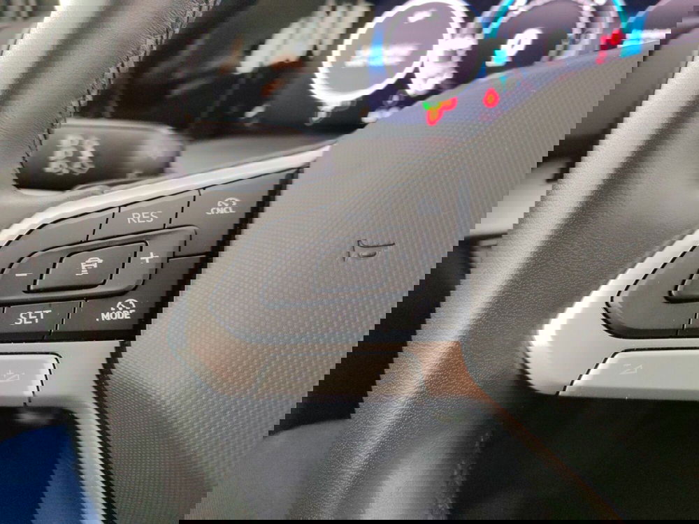 Volkswagen Golf usata a Massa-Carrara (14)