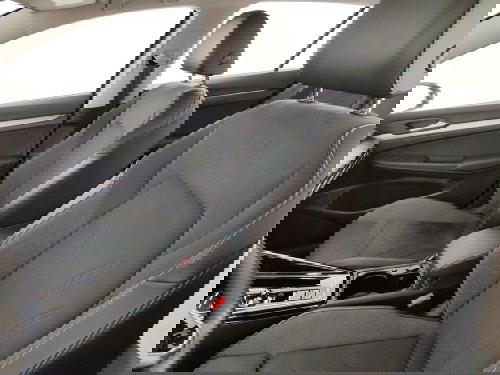 Volkswagen Golf usata a Massa-Carrara (9)