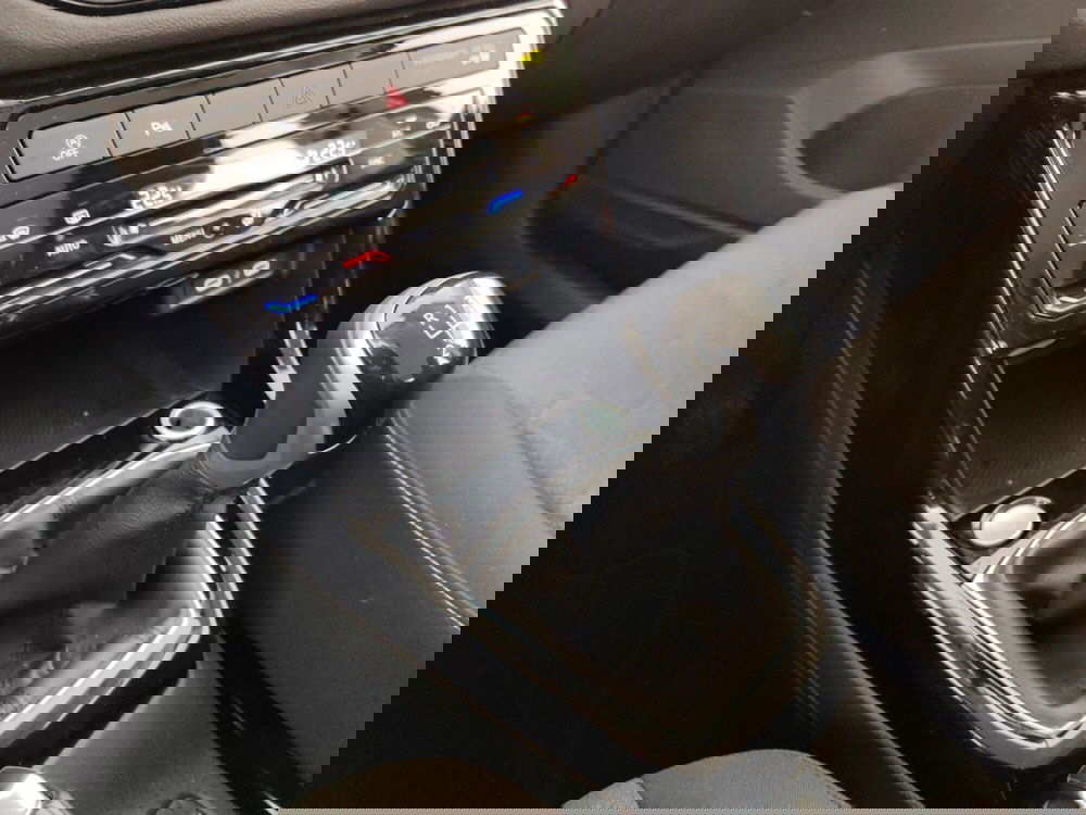 Volkswagen T-Cross usata a Massa-Carrara (11)