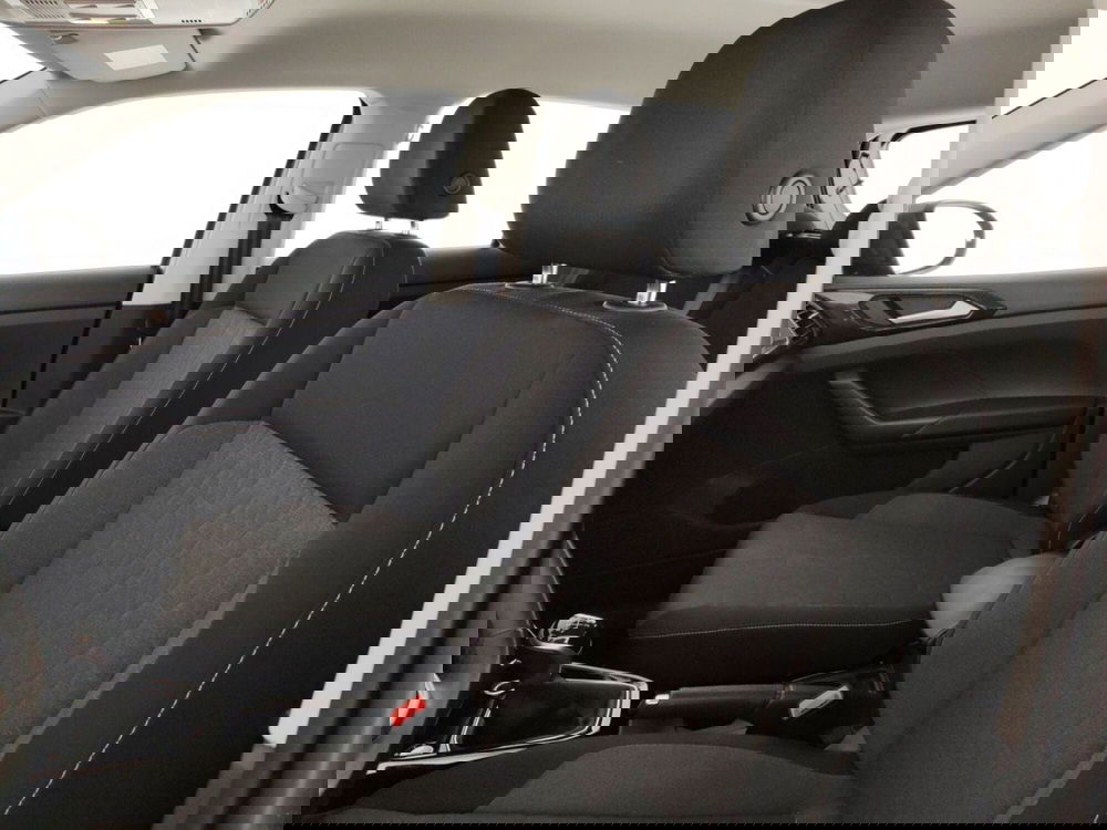 Volkswagen T-Cross usata a Massa-Carrara (9)