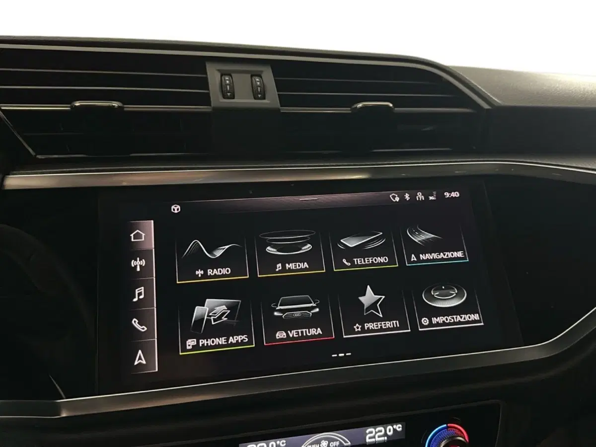 Audi Q3 Sportback usata a Napoli (12)