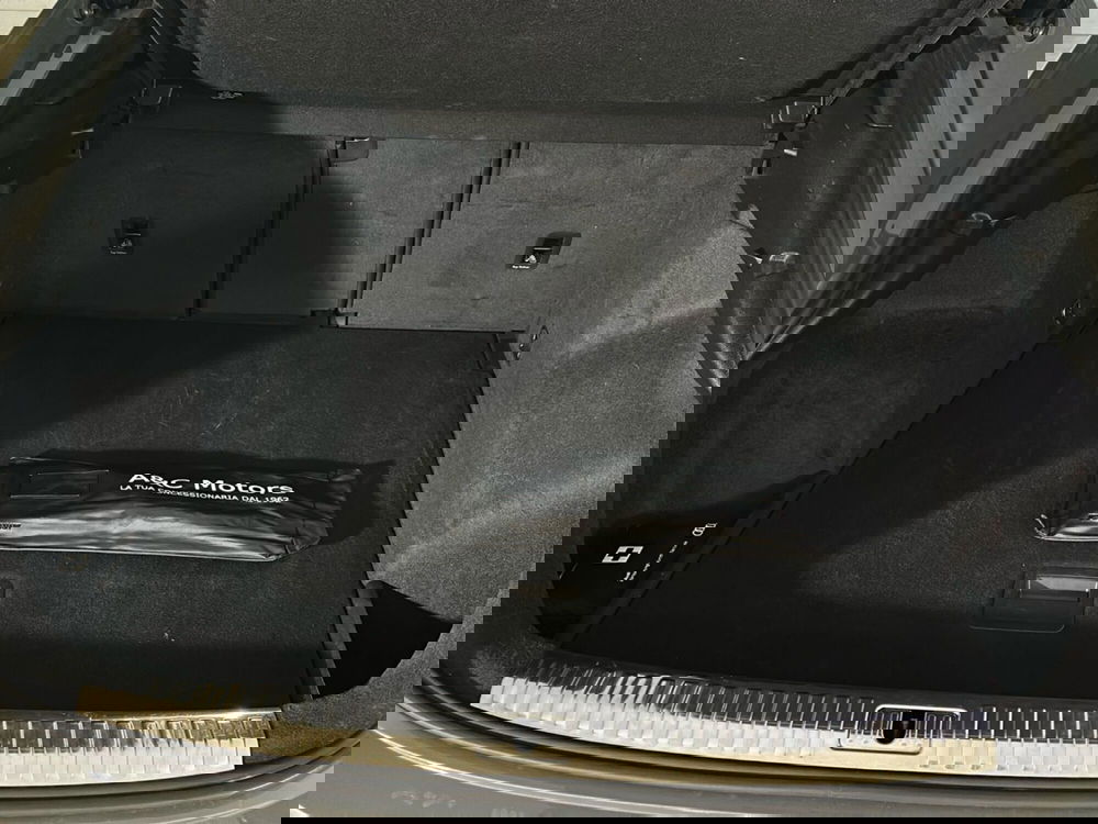 Audi Q3 Sportback usata a Napoli (18)