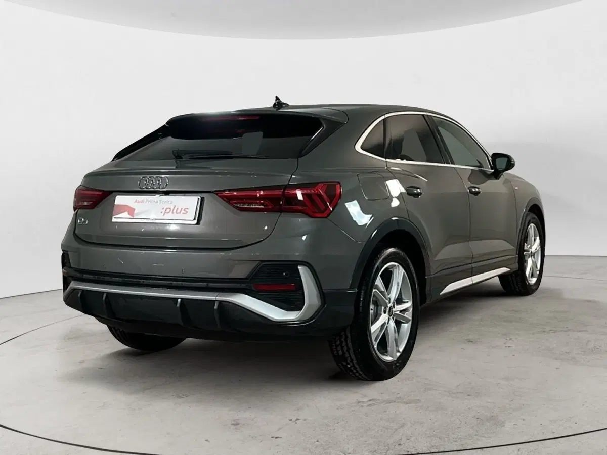 Audi Q3 Sportback usata a Napoli (4)