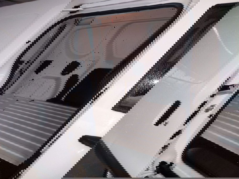 Dacia Dokker Furgone usata a Lucca (11)