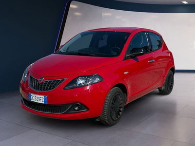 Lancia Ypsilon 1.0 FireFly 5 porte S&amp;S Hybrid Ecochic Silver del 2022 usata a Salerno