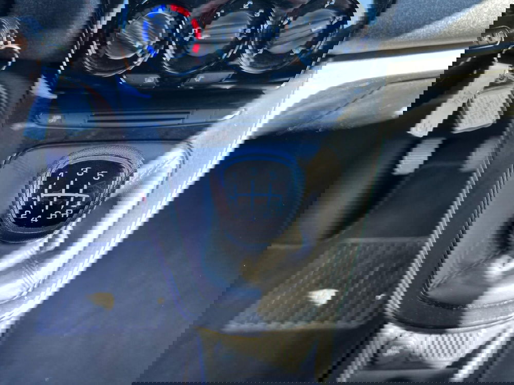 Lancia Ypsilon usata a Salerno (19)