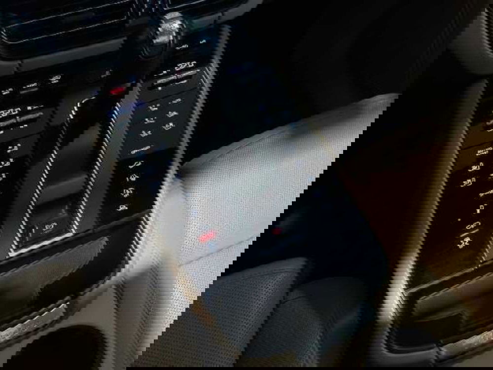 Porsche Macan usata a Pistoia (15)