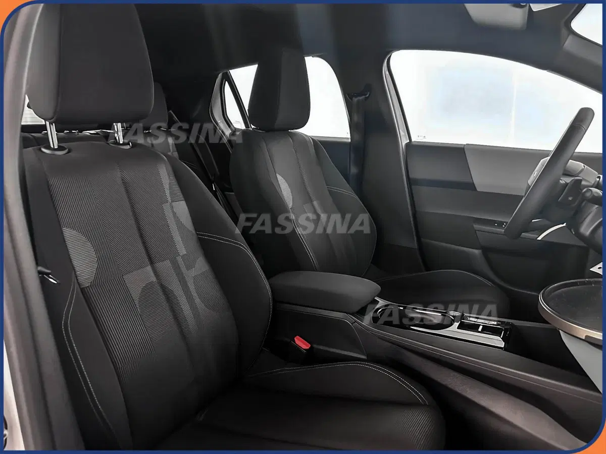 Lancia Ypsilon usata a Milano (13)