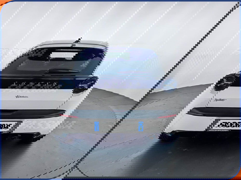 Lancia Ypsilon usata a Milano (5)