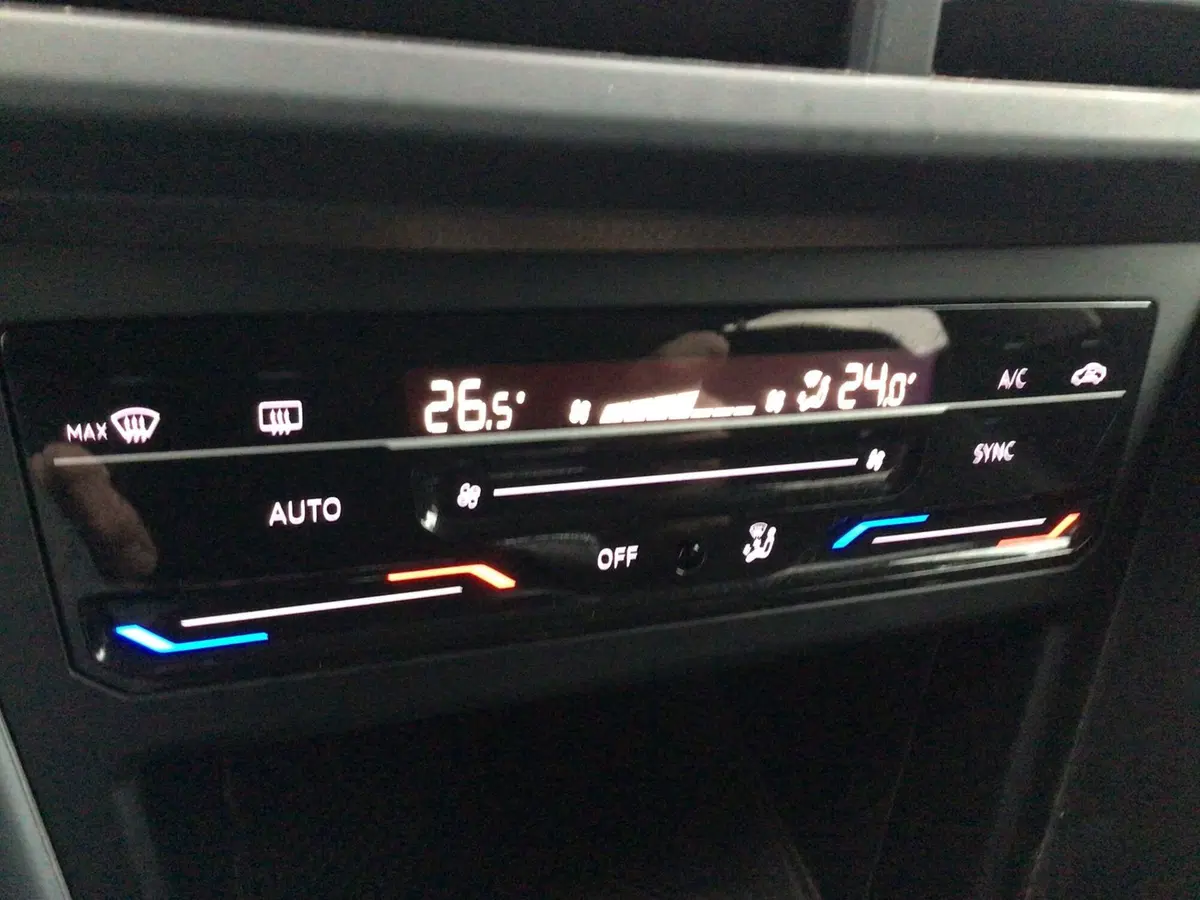 Volkswagen Polo usata a Genova (18)
