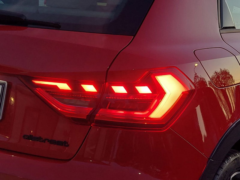 Audi A1 allstreet usata a Bari (10)