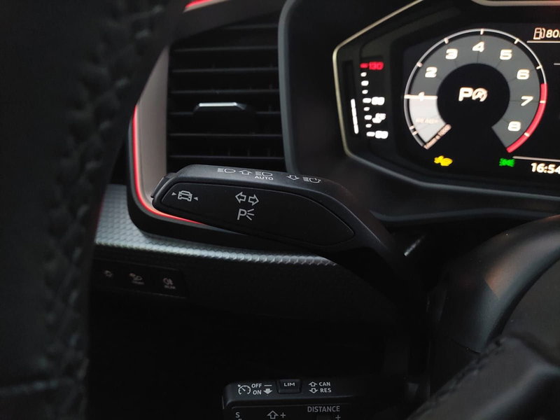 Audi A1 allstreet usata a Bari (17)