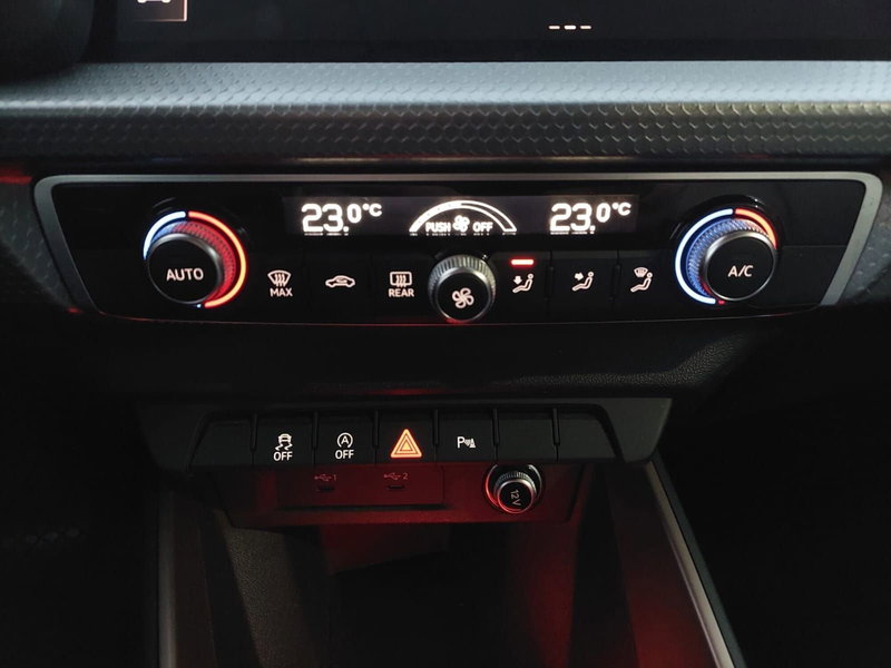 Audi A1 allstreet usata a Bari (8)