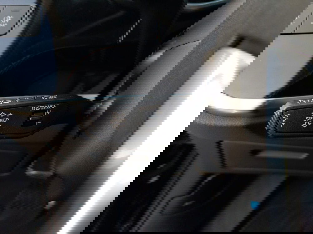 Audi Q3 Sportback usata a Bari (17)