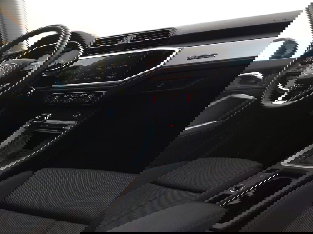 Audi Q3 Sportback usata a Bari (4)