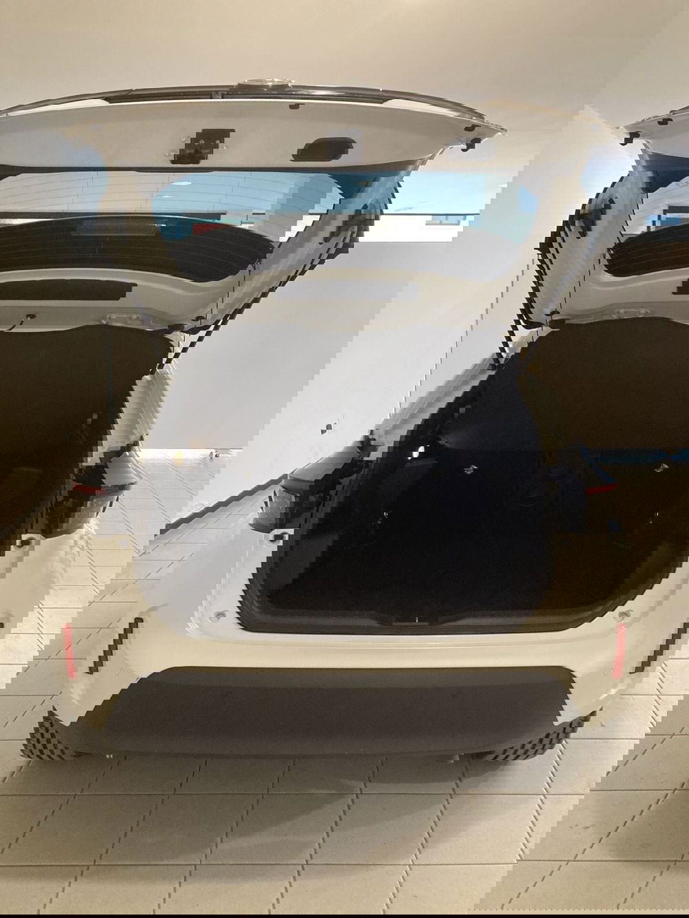 Toyota Yaris Cross usata a Barletta-Andria-Trani (6)