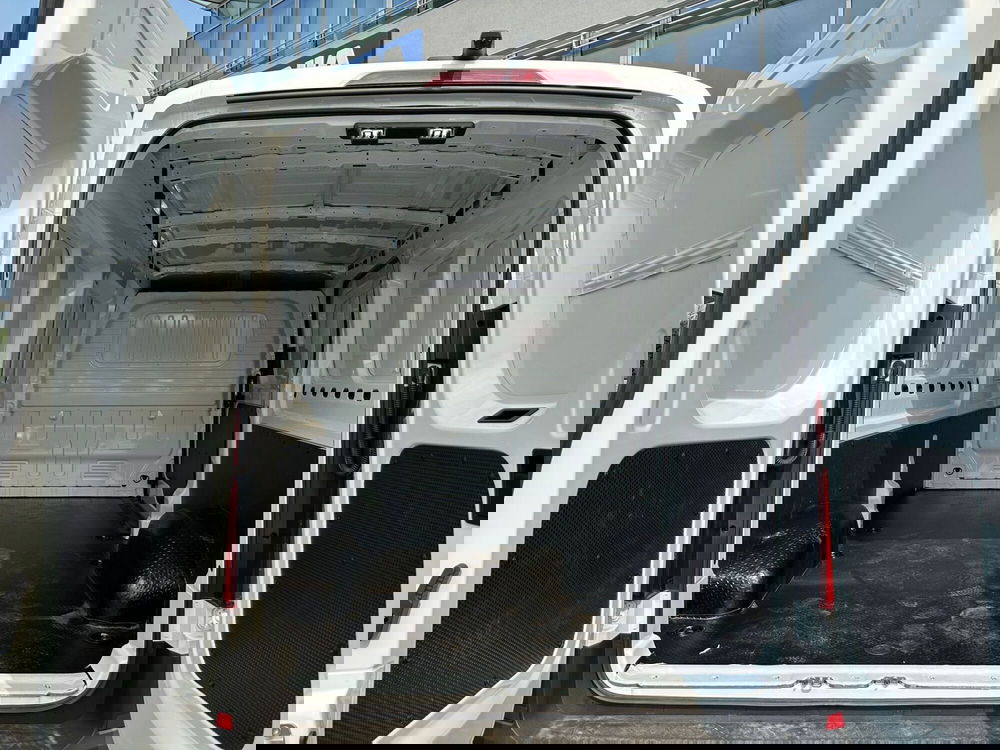 Maxus Deliver9 Furgone nuova a Treviso (5)