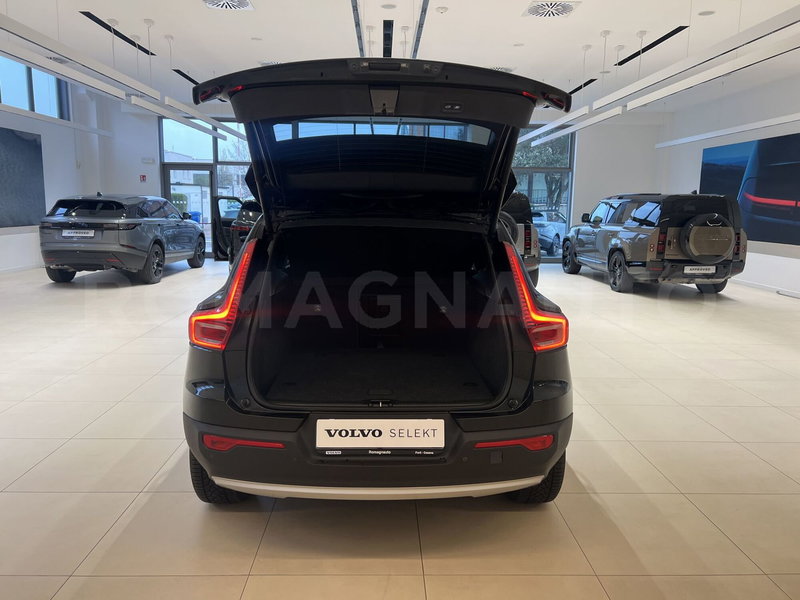 VOLVO Veicoli Commerciali XC40 usata a Forlì-Cesena (10)