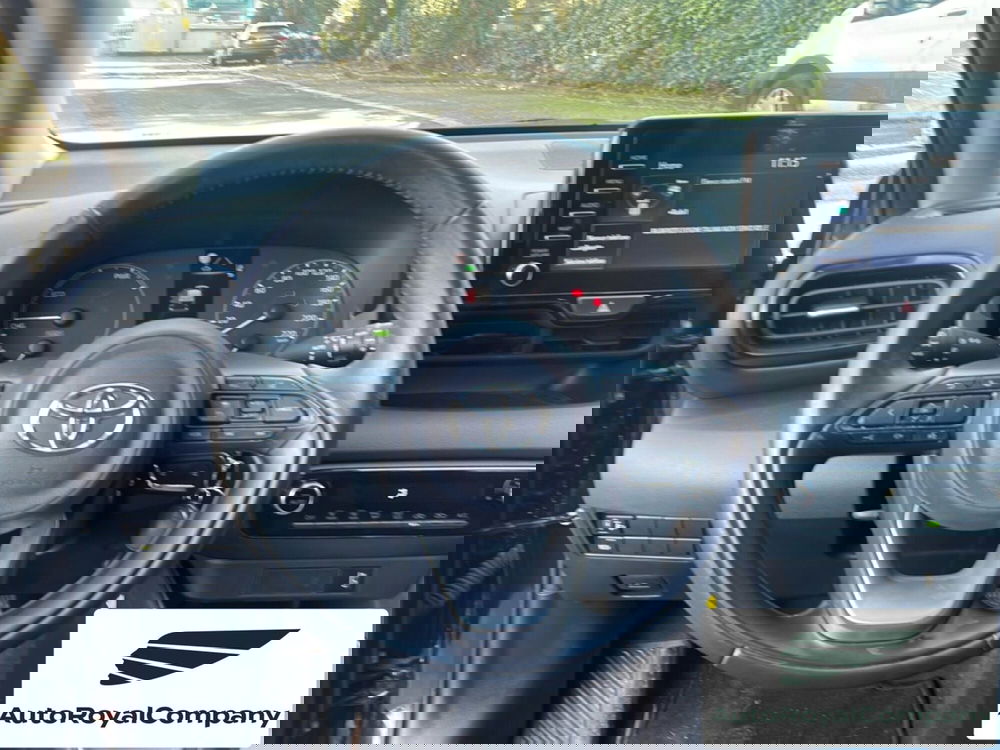 Toyota Yaris usata a Roma (12)