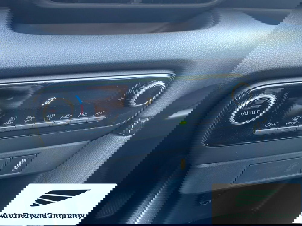 Toyota Yaris usata a Roma (16)