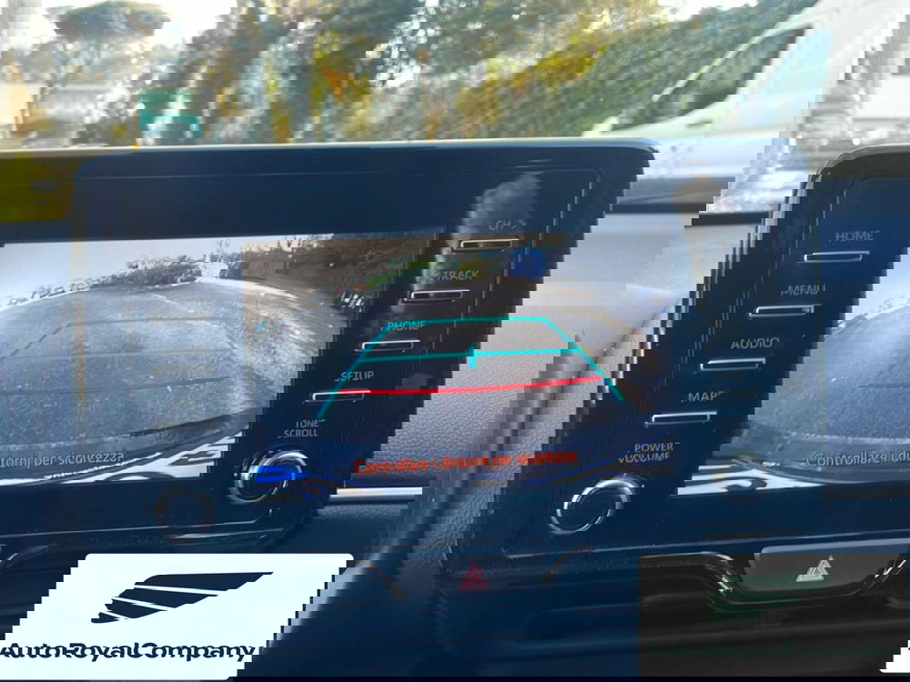 Toyota Yaris usata a Roma (17)