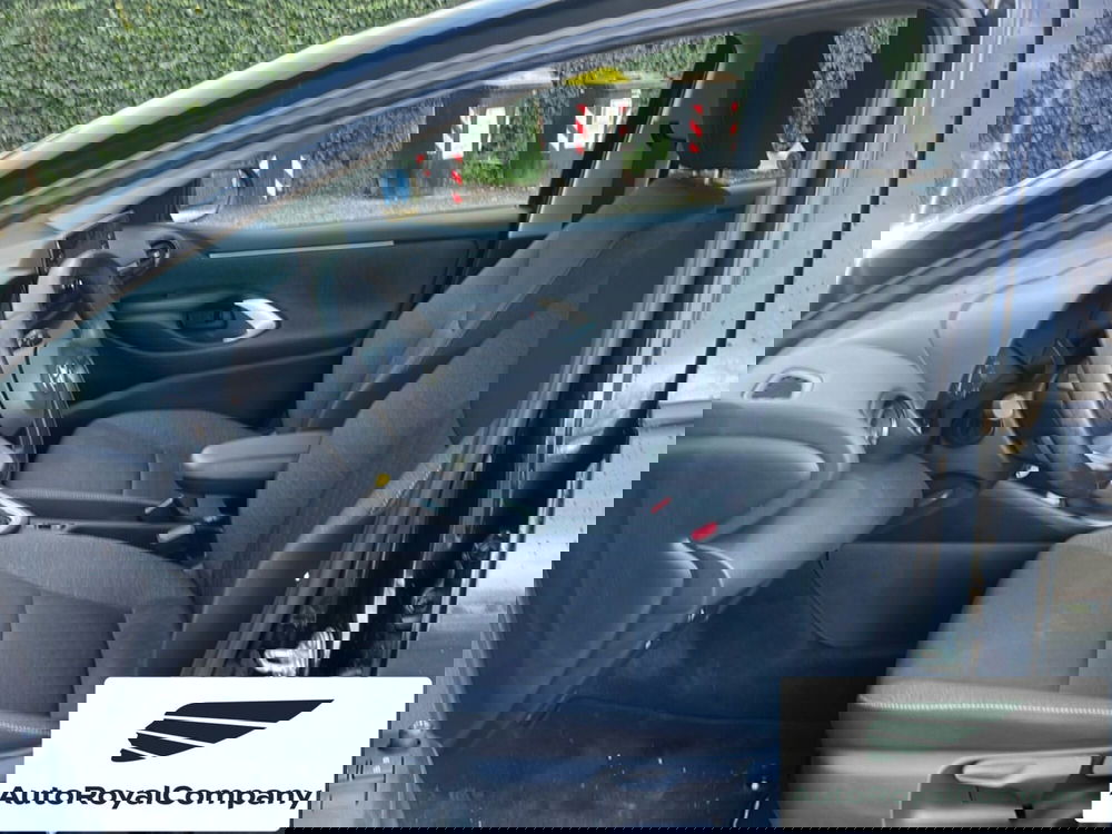 Toyota Yaris usata a Roma (9)