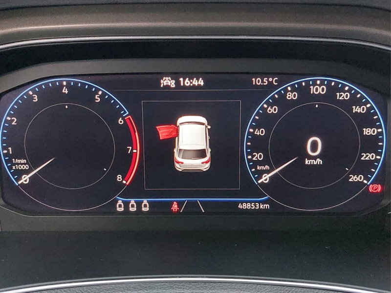 Volkswagen T-Roc usata a Pavia (12)