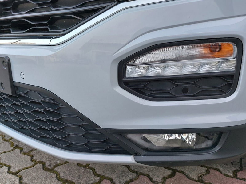 Volkswagen T-Roc usata a Pavia (13)