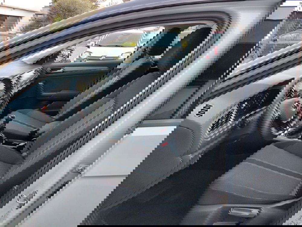 Volkswagen T-Roc usata a Pavia (3)