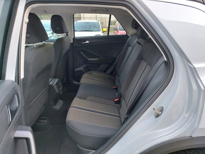 Volkswagen T-Roc usata a Pavia (4)