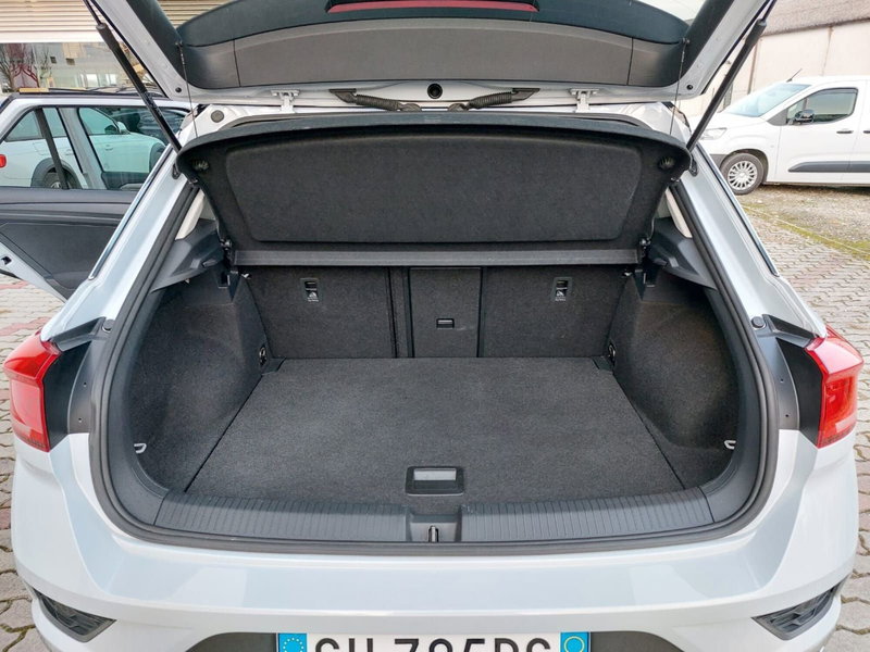 Volkswagen T-Roc usata a Pavia (5)