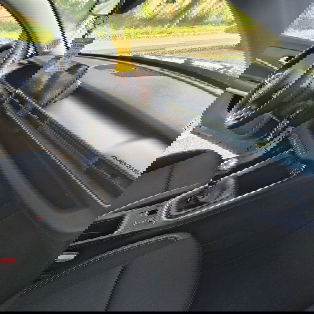 Jeep Avenger usata a Padova (15)