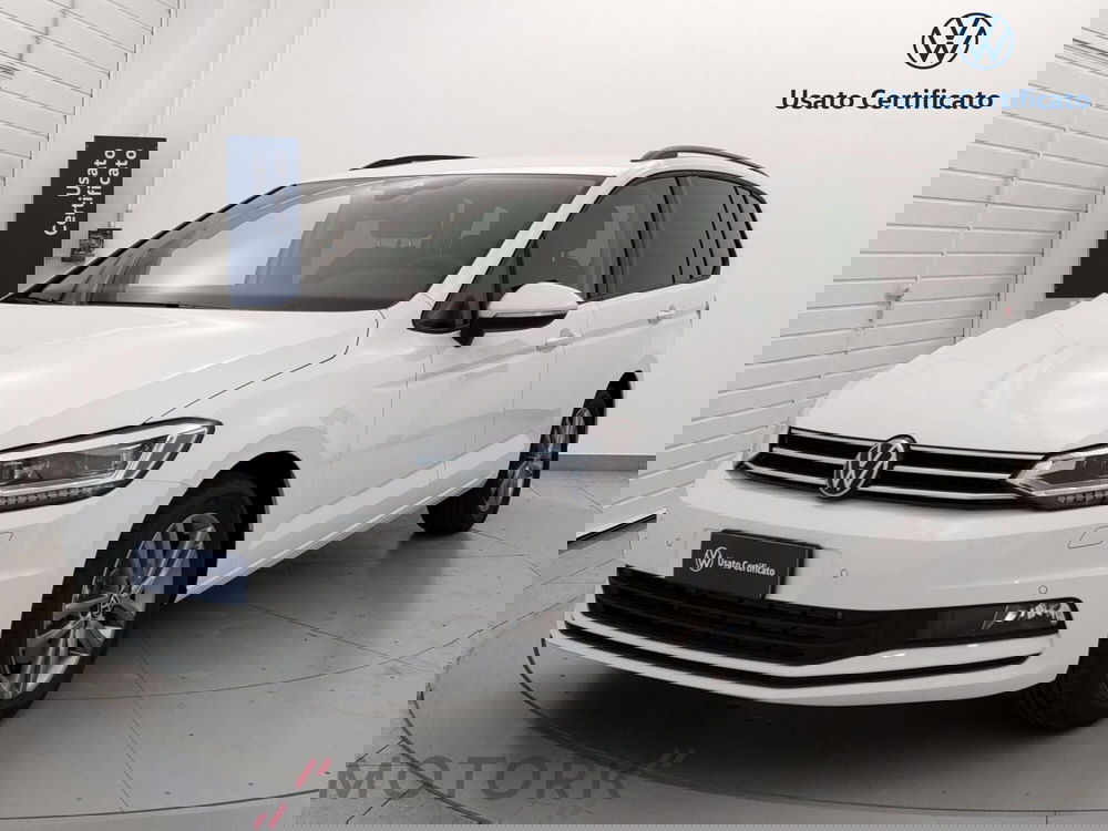 Volkswagen Touran nuova a Varese