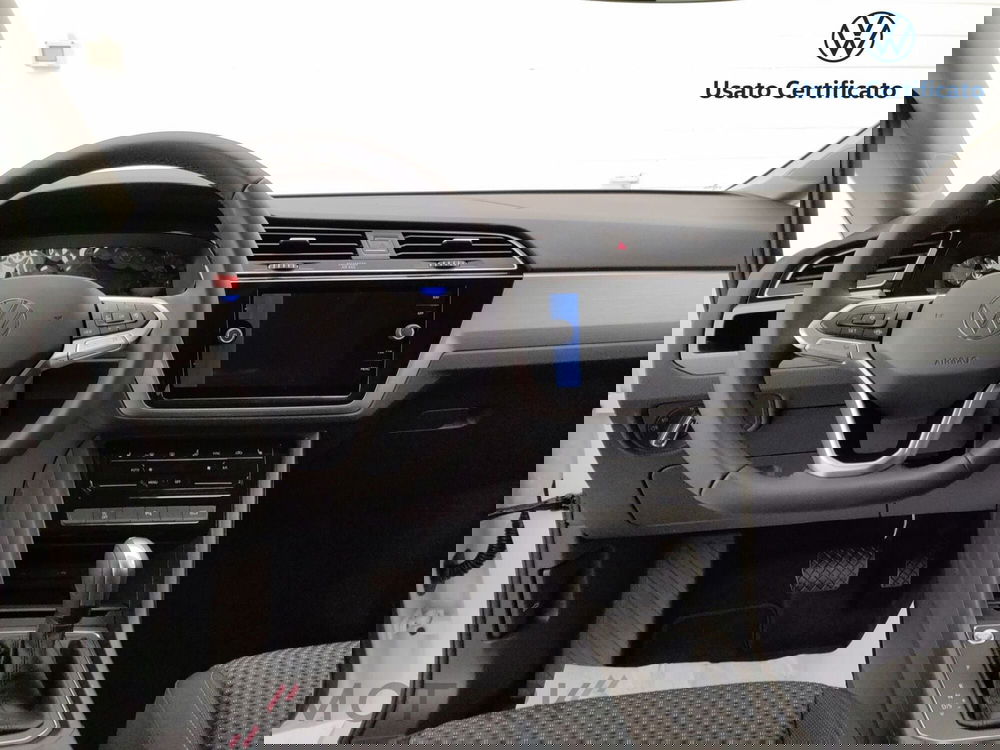 Volkswagen Touran nuova a Varese (13)