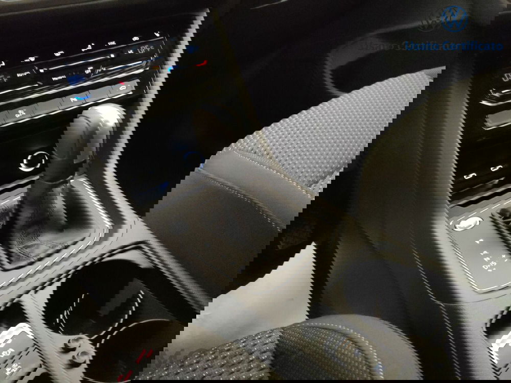 Volkswagen Touran nuova a Varese (14)