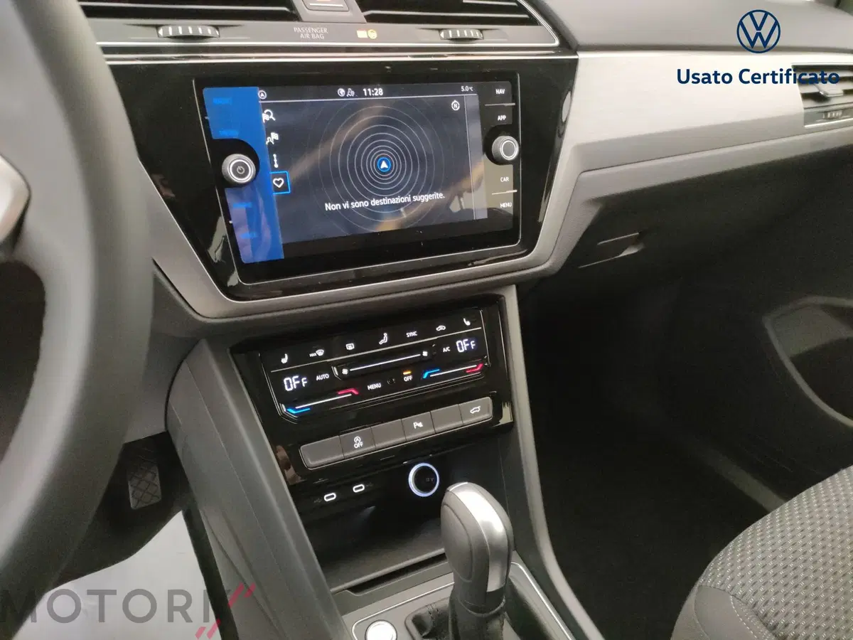 Volkswagen Touran nuova a Varese (15)