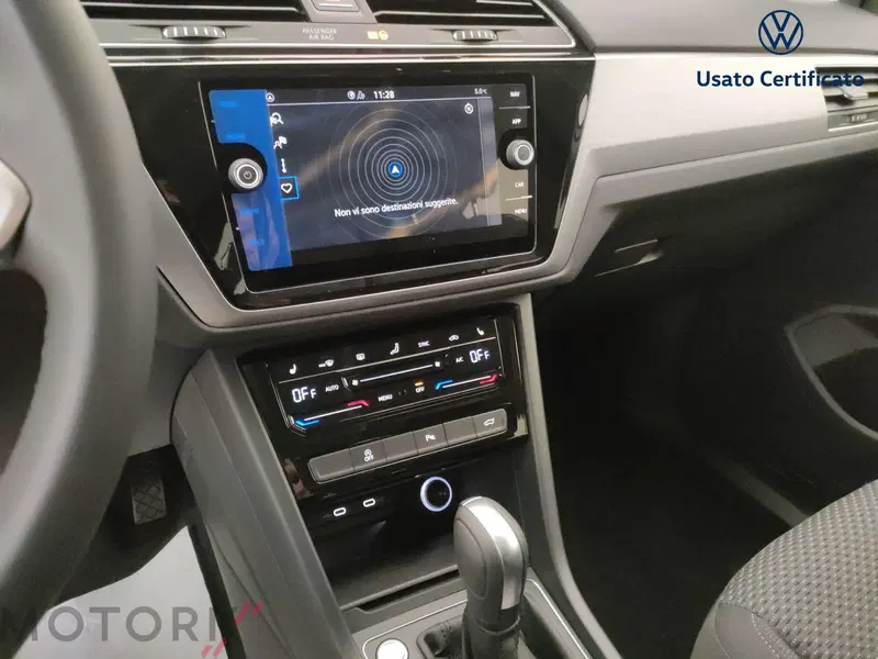 Volkswagen Touran nuova a Varese (15)