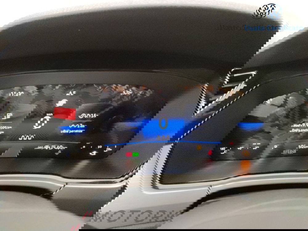 Volkswagen Touran nuova a Varese (17)