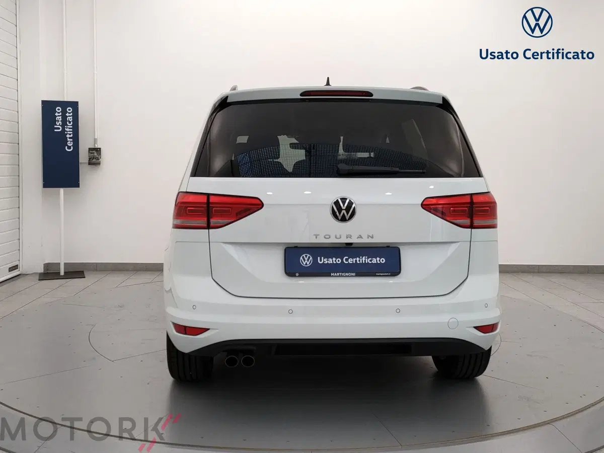 Volkswagen Touran nuova a Varese (4)