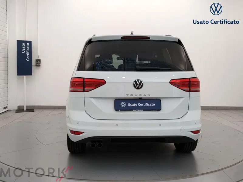 Volkswagen Touran nuova a Varese (4)