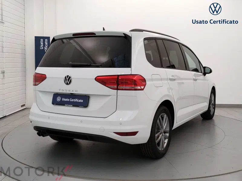 Volkswagen Touran nuova a Varese (5)